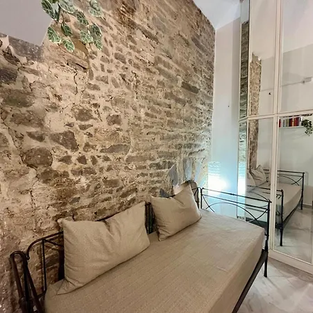 Apartment Borgo Amelia - Medieval Charm Pisa